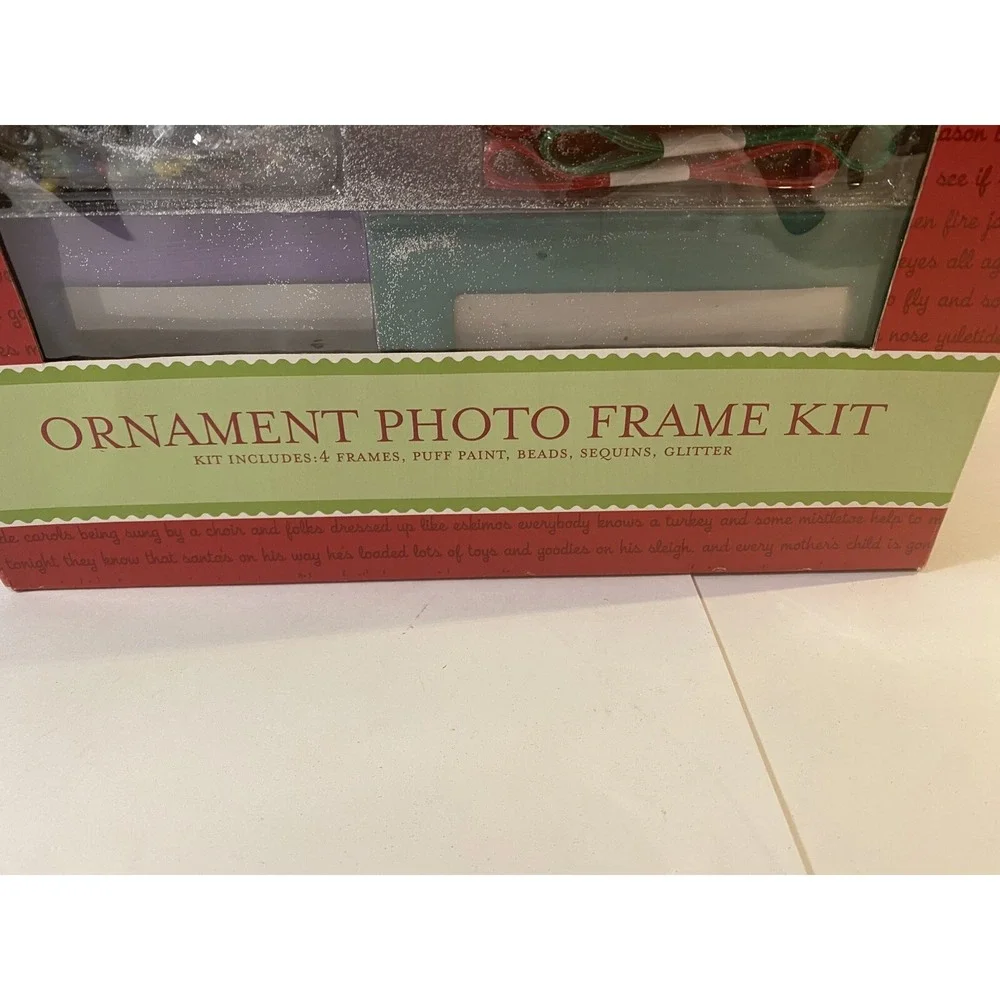 Ornament Photo‎ Frame Christmas Holiday Ornament Photo Frame Kit Target 2002 Vtg